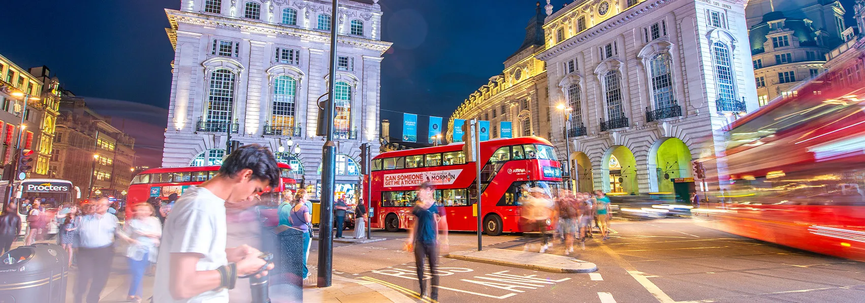 banner-london-nightlife-for-the-curious-traveler-1